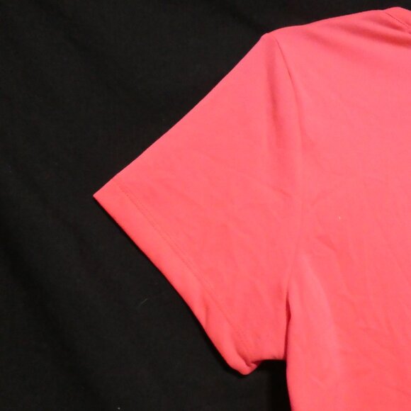 UNDER ARMOUR | medium | Loose | Heat Gear | Pink Exercise | Fitness | Yoga | Tee - Picture 9 of 15